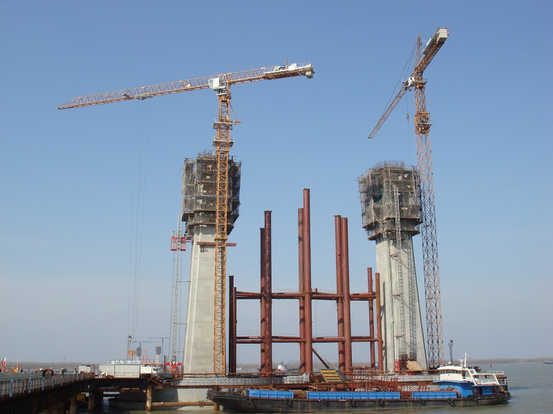 P300、C7022 南京四橋.jpg